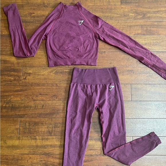 Gymshark Vital Set  Bundle - Long Sleeve Crop Top (S) & Seamless Leggings (XS) - Picture 1 of 2